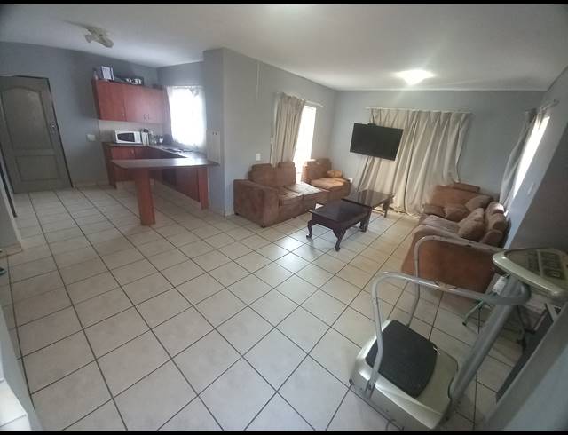 2 BEDROOM FREEHOLD FOR SALE IN BRAKPAN NORTH